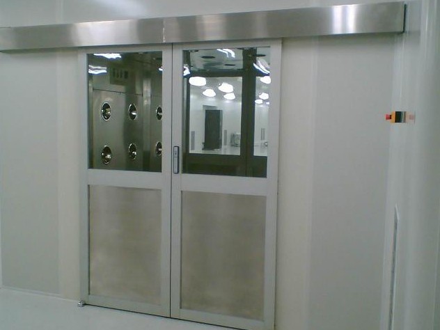 自動(dòng)平開(kāi)門(mén)風(fēng)淋室的優(yōu)點(diǎn)